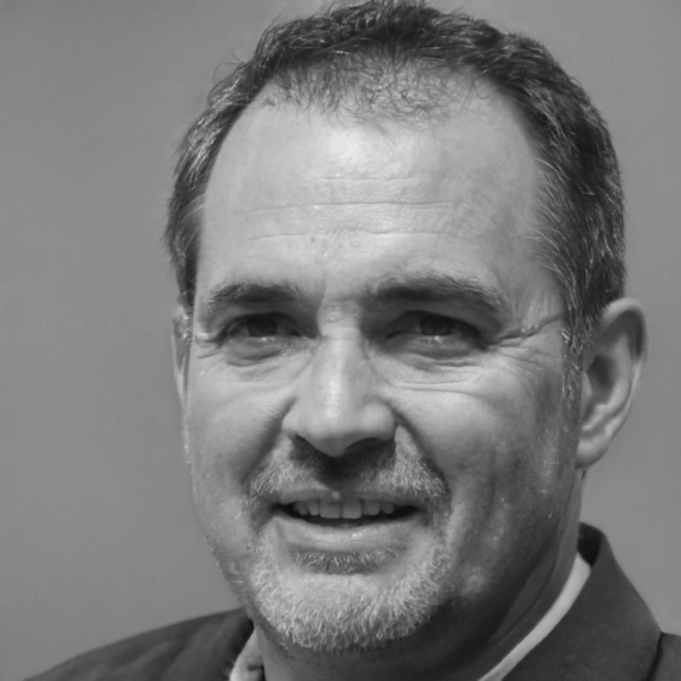 Docente Valter Spreafico esperto sistemi Linux